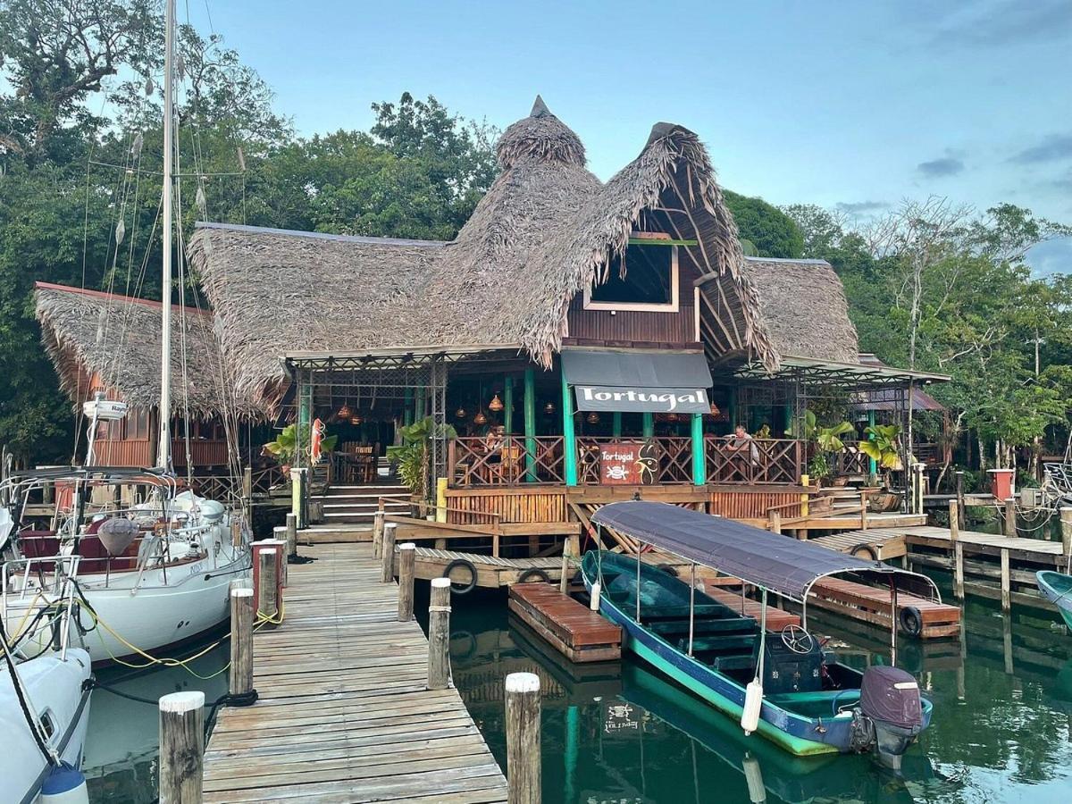 Tortugal Boutique River Lodge Рио Дулсе Екстериор снимка