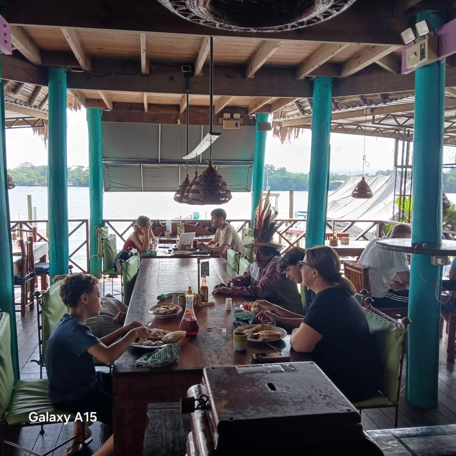 Tortugal Boutique River Lodge Рио Дулсе Екстериор снимка