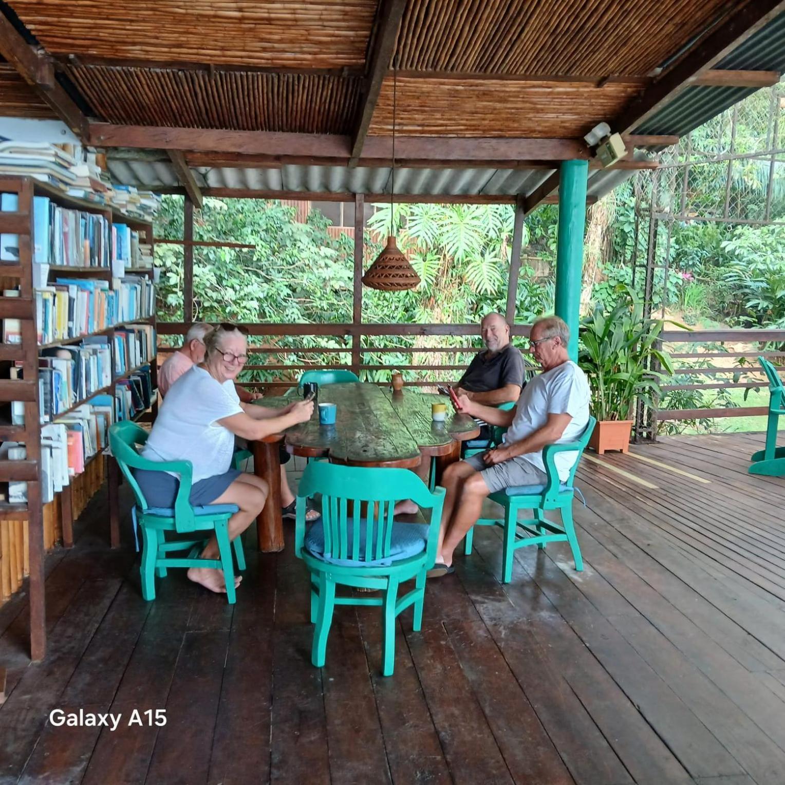 Tortugal Boutique River Lodge Рио Дулсе Екстериор снимка